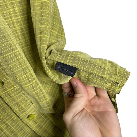Columbia titanium short sleeve button up shirt - Picture 8 of 10